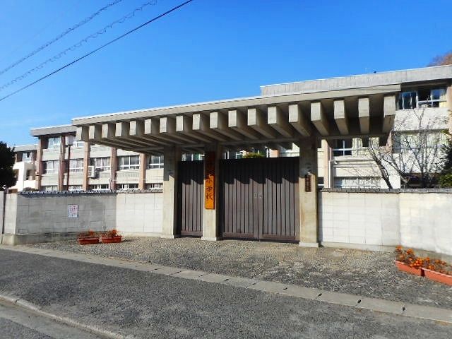 小学校　神辺小学校（小学校）まで750m
