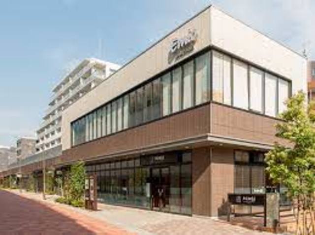 ショッピングセンター　無印良品エミオ石神井公園店（ショッピングセンター）まで169m