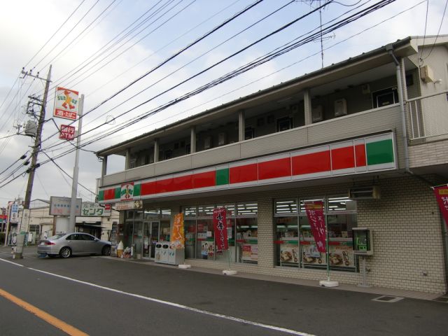 コンビニ　サンクス（コンビニ）まで940m