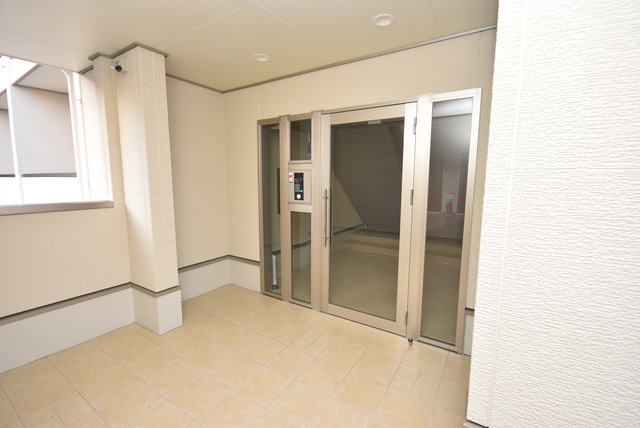 エントランス　エントランス