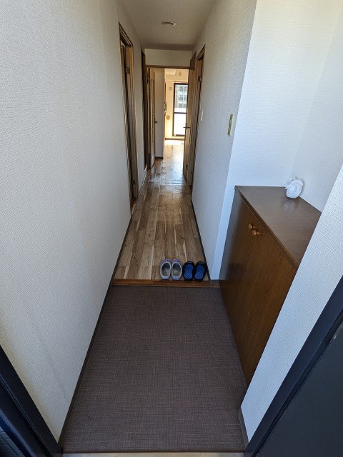 玄関　別部屋参照