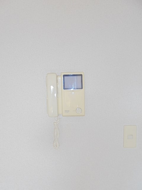 セキュリティ　写真は301号室です（参考）