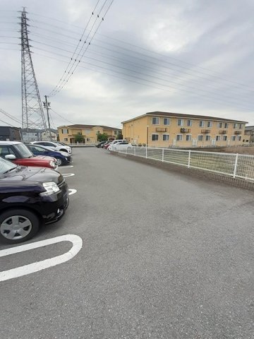 駐車場　駐車場完備です