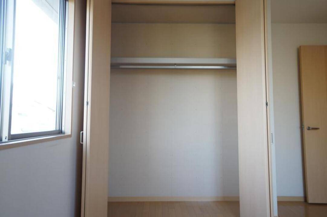 収納　クローゼット