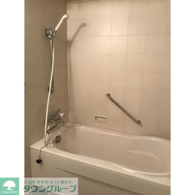 バス・シャワールーム　※写真は同タイプ住戸です。