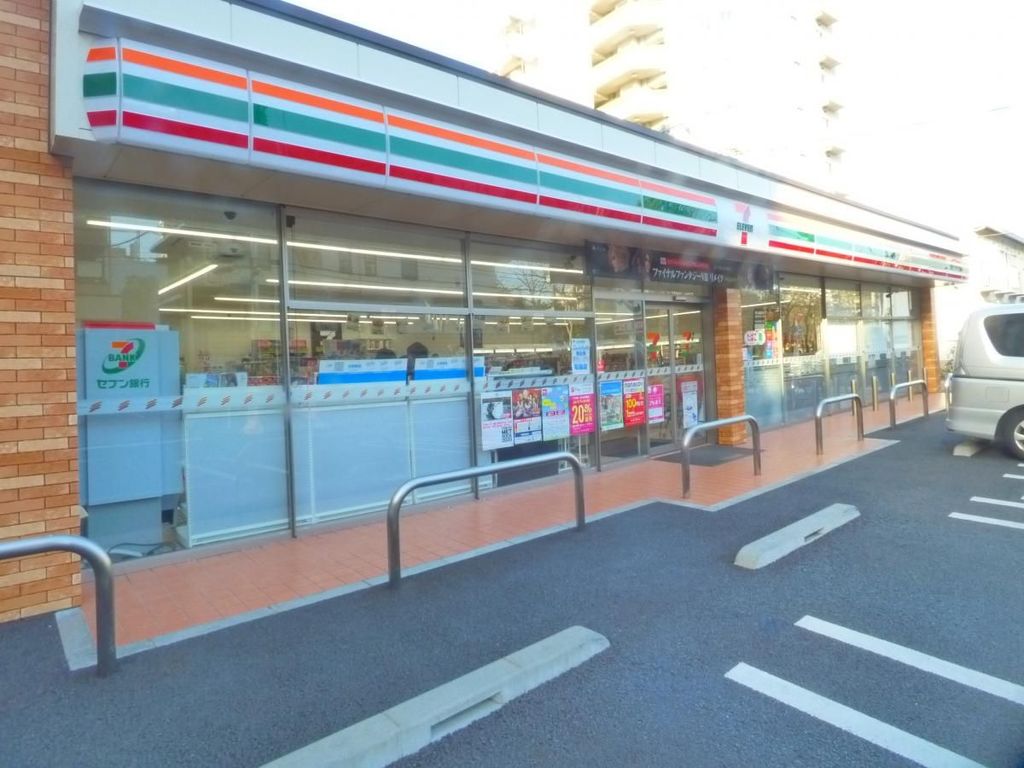 コンビニ　セブンイレブン江戸川東葛西5丁目西店（コンビニ）まで140m