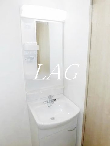 洗面設備　洗面台です。
