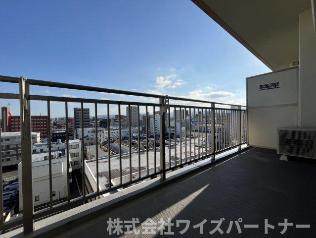 バルコニー　※別号室の為、現況優先