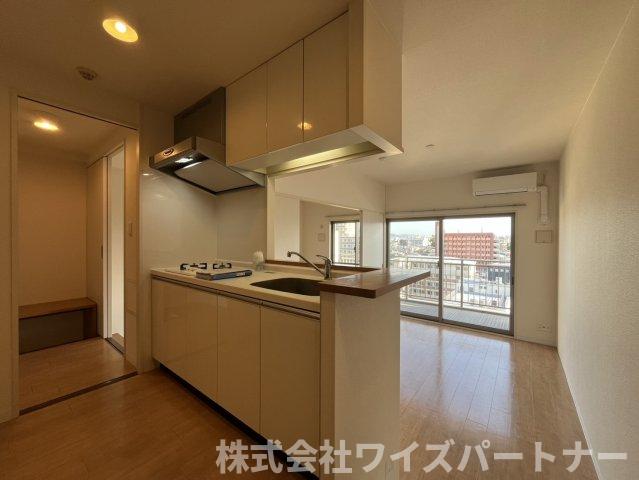 キッチン　※別号室の為、現況優先