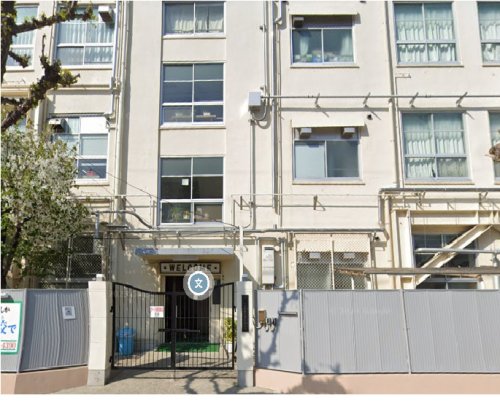 中学校　神戸市立兵庫中学校北分校（中学校）まで399m