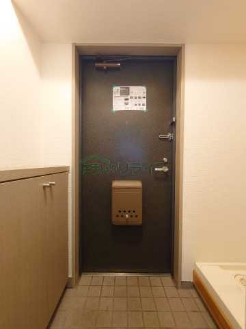 玄関　プレール市ヶ谷納戸町(参考写真)