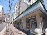 コンビニ　ファミリーマート 神戸花隈店（コンビニ）まで421m