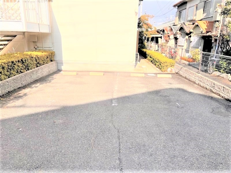 その他　駐車場は別途料金が必要です。
