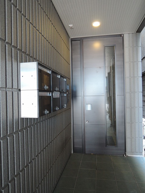 エントランス　★オートロック共用玄関★