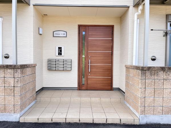 エントランス　オートロック付き