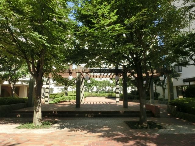 その他　パークシティ新川崎敷地内