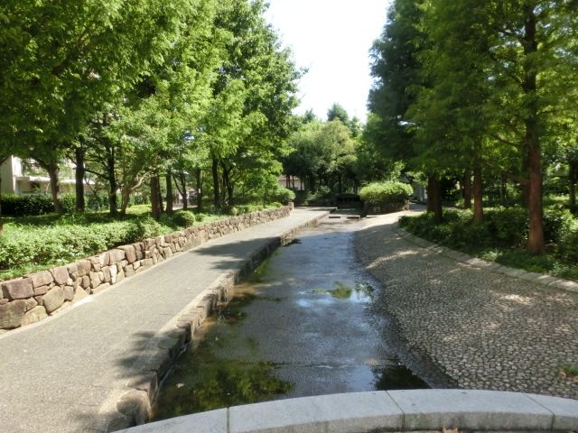 その他　パークシティ新川崎敷地内
