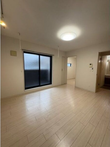 居室・リビング　※写真は同じマンションの違う部屋のものになります。