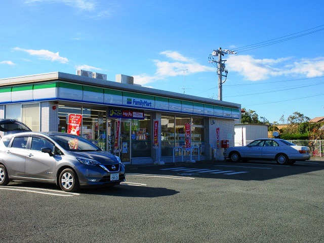 コンビニ　ファミリーマート 浜北新原本村店（コンビニ）まで1309m
