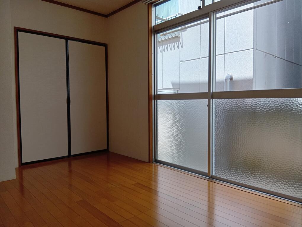 スクエアーハイツの居間写真