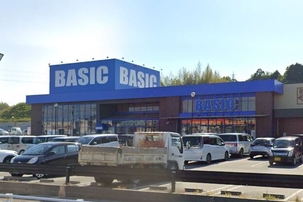 スーパー　フレッシュマーケット ベーシック 亀山店（スーパー）まで619m