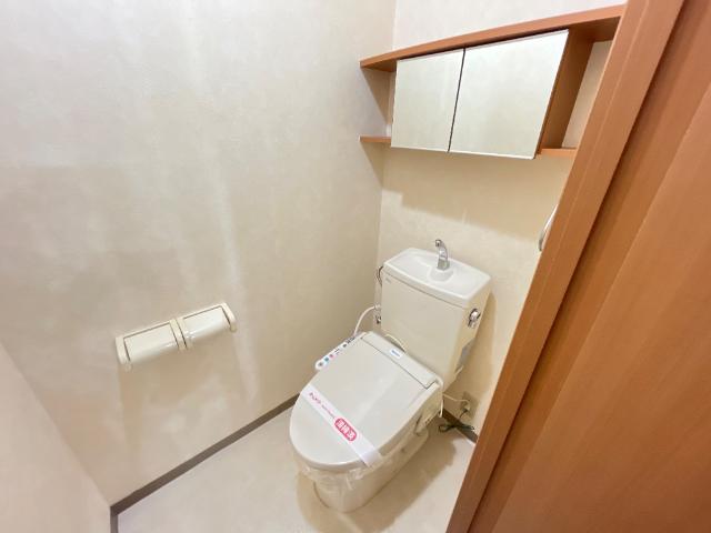 トイレ　シャワー付トイレ