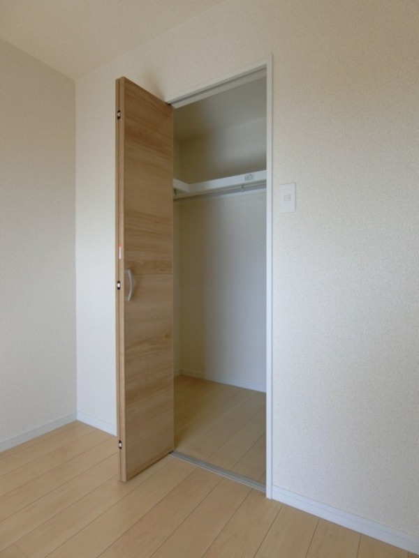 収納　図面と現状に相違がある場合には現状を優先