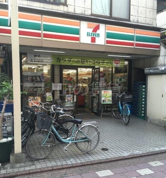 コンビニ　セブンイレブン大田区蒲田1丁目店（コンビニ）まで794m