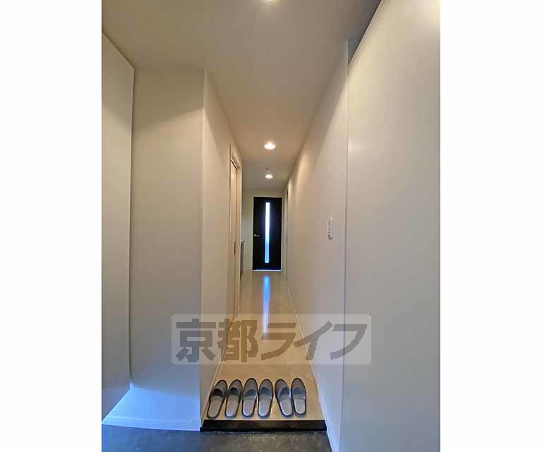 その他部屋・スペース　玄関から見たところです。