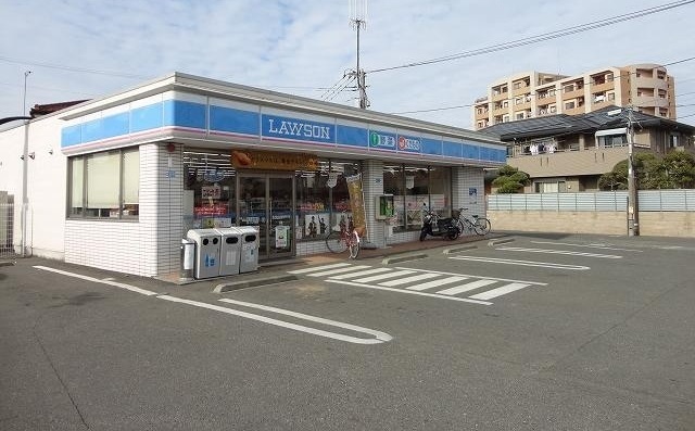 コンビニ　ローソン（コンビニ）まで300m