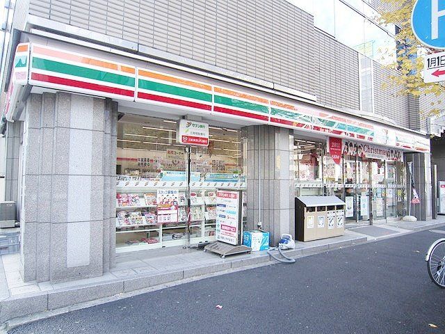 コンビニ　セブンイレブン（コンビニ）まで470m