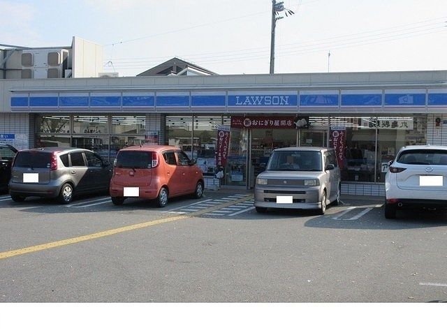 コンビニ　ローソン神戸有野中町三丁目店様（コンビニ）まで500m