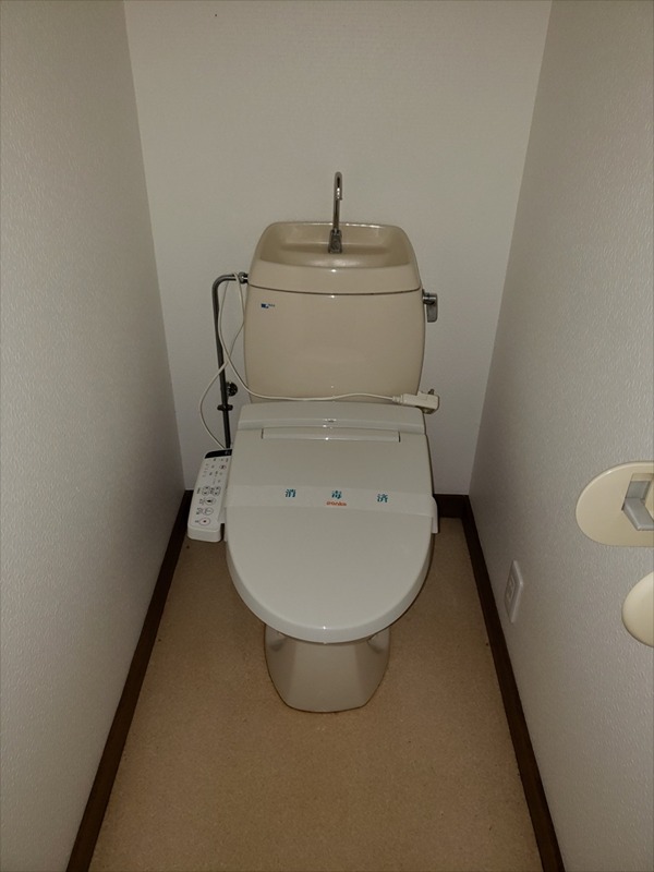 トイレ　シャワー付トイレ