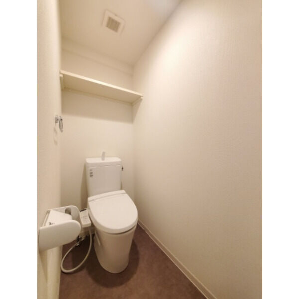 トイレ　コンパクトで使いやすいトイレです