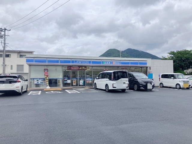 コンビニ　ローソン小倉蜷田若園店（コンビニ）まで290m