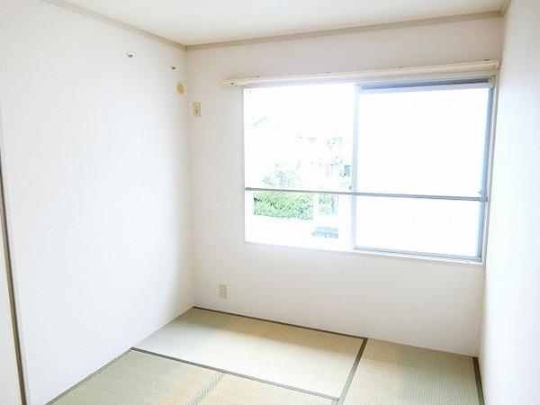 その他部屋・スペース　明るい和室！