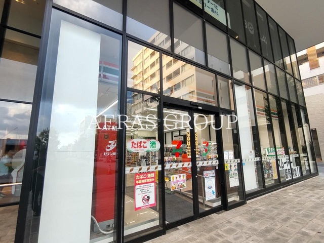コンビニ　セブン-イレブン プレミアヨコハマ店（コンビニ）まで113m