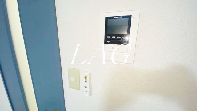 セキュリティ　モニター付きインターホンです。