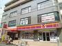 小学校　ＴＳＵＴＡＹＡ京王稲田堤店（小学校）まで107m