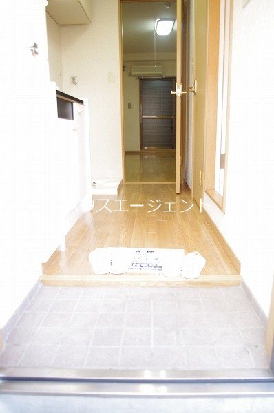 玄関　玄関です。※参考画像