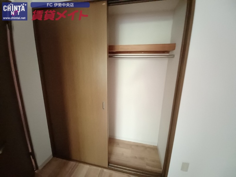 収納　同物件別室反転タイプ画像