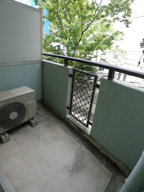 地下鉄名城線 東別院駅 徒歩1分 9階建 築35年の内装写真