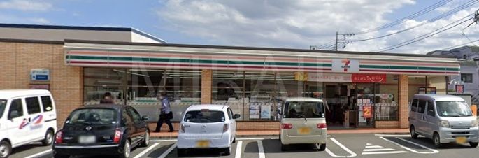 コンビニ　セブンイレブン大和林間1丁目店（コンビニ）まで50m