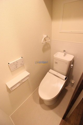 ノルデンタワー南森町プレミアムのトイレ写真