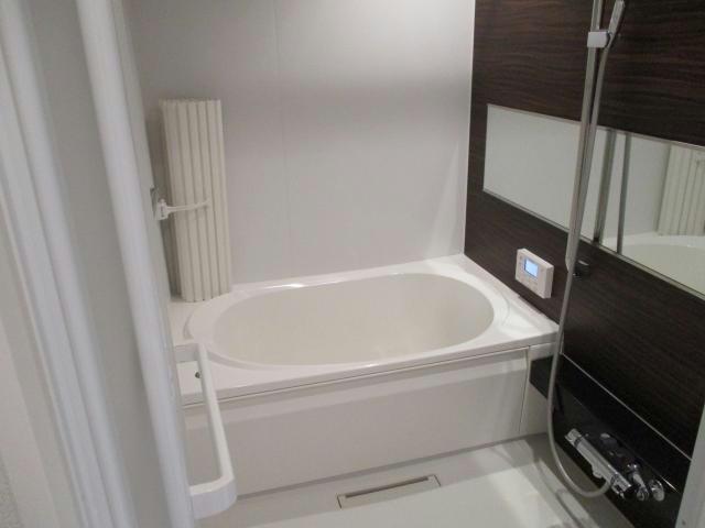 プロヌーブ舞屋の風呂写真