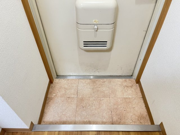 ビルシャナ鶴見の玄関写真