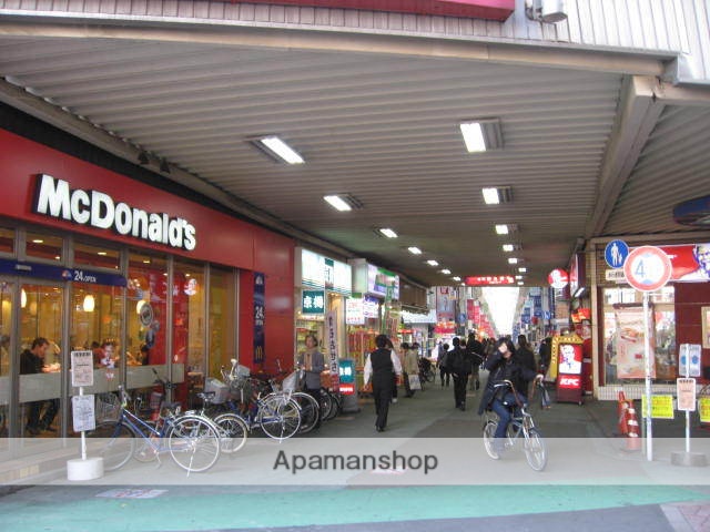 コンビニ　セブンイレブン（コンビニ）まで472m
