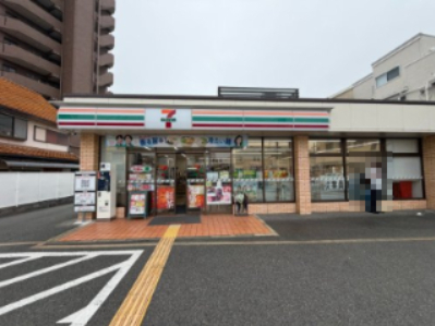 コンビニ　セブンイレブン豊中千里園1丁目店（コンビニ）まで465m