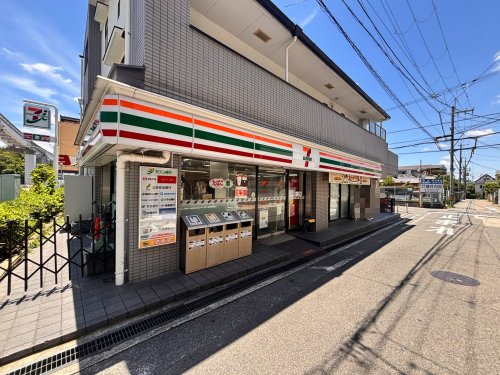 コンビニ　セブンイレブン豊中螢池中町店（コンビニ）まで396m