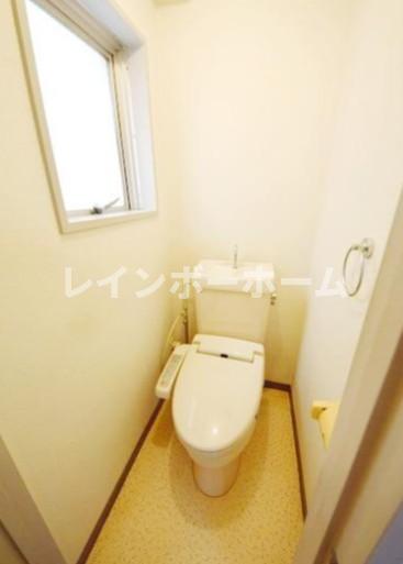 東京メトロ半蔵門線 押上駅 徒歩10分 5階建 築40年のトイレ写真